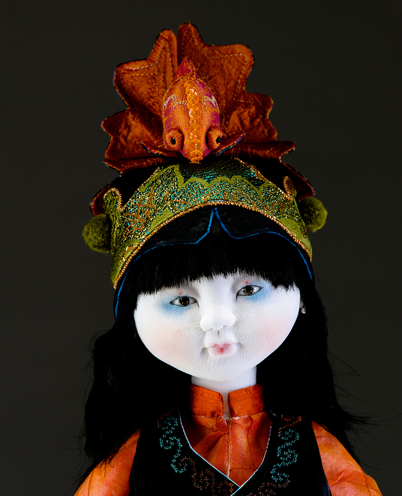 Goldfish Story Hat (closeup) - Leslie O'Leary